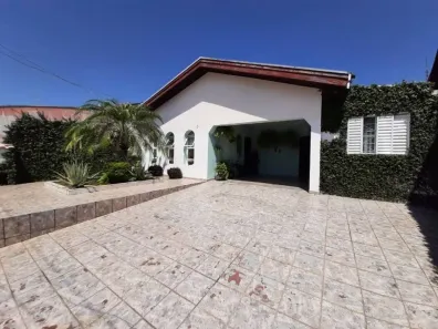 Casa com 3 Quartos à venda, 141m² no Cidade Jardim, Americana
