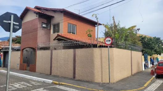 Casa com 3 Quartos para alugar, 120m² no Centro, São Sebastião