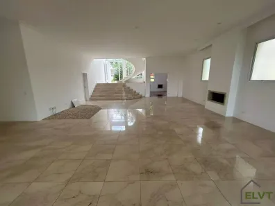 Sobrado com 4 Quartos para alugar, 592m² no Tamboré, Santana de Parnaíba