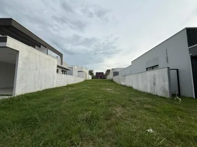 Lote/Terreno à venda, 250m² no Condomínio Primor das Torres, Cuiabá