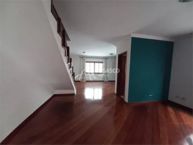Sobrado com 4 Quartos à venda, 172m² no Cidade São Francisco, São Paulo