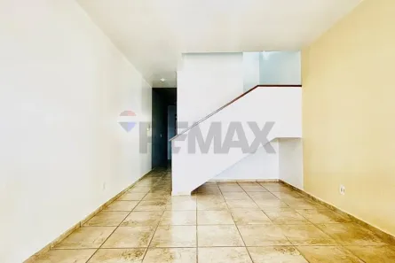 Sobrado com 2 Quartos à venda, 77m² no Parque Olinda, Gravataí
