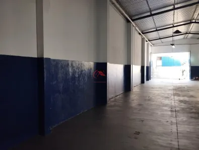 Galpão/Depósito/Armazém para alugar, 320m² no Bom Retiro, Uberaba