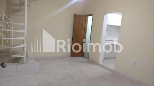 Casa com 1 Quarto à venda, 50m² no Olaria, Rio de Janeiro