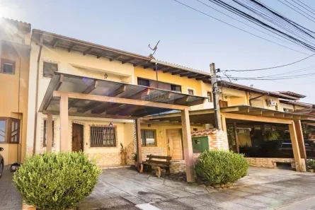 Casa de Condomínio com 2 Quartos à venda, 191m² no Hípica, Porto Alegre