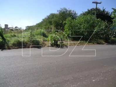 Lote/Terreno à venda, 381m² no Jardim Regina, Araraquara
