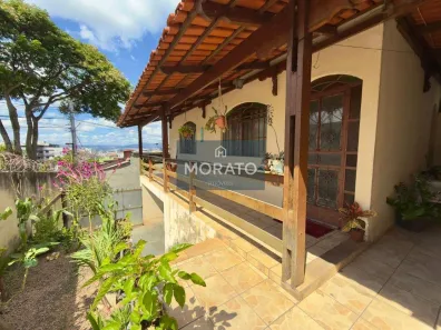 Casa com 3 Quartos à venda, 352m² no Santa Cruz Industrial, Contagem
