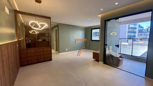 Apartamento com 2 Quartos para alugar, 74m² no Balneário, Florianópolis
