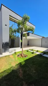Casa com 3 Quartos à venda, 200m² no Parque das Flores, Goiânia