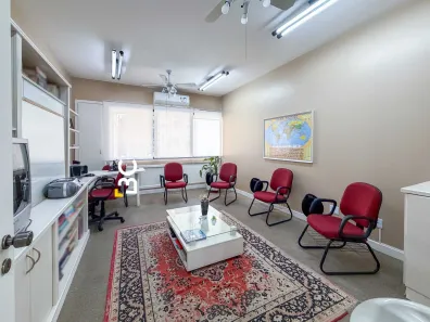 Sala Comercial à venda, 41m² no Floresta, Porto Alegre