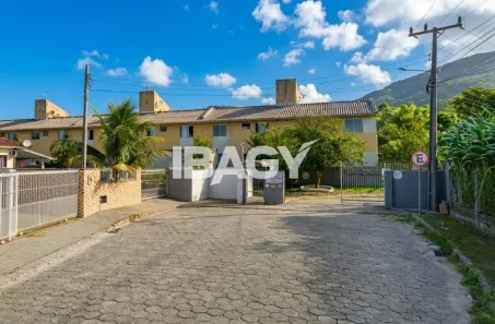 Apartamento com 2 Quartos para alugar, 40m² no Fundos, Biguaçu