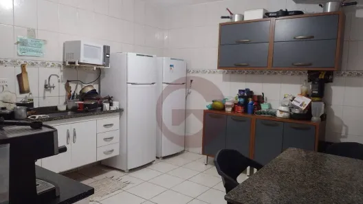 Sobrado com 20 Quartos à venda, 230m² no Vila Gomes, São Paulo