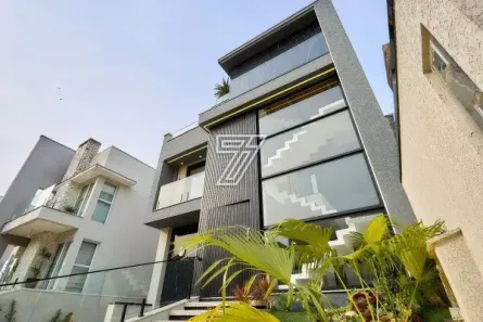 Casa de Condomínio com 3 Quartos à venda, 394m² no Santa Quitéria, Curitiba