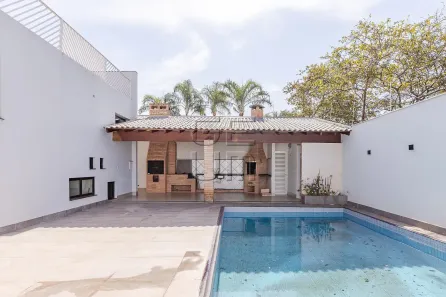 Casa com 6 Quartos à venda, 465m² no Mediterrâneo, Londrina