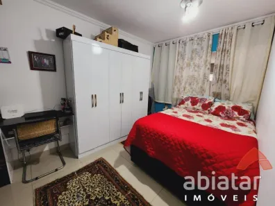 Sobrado com 4 Quartos à venda, 120m² no Jardim Saint Moritz, Taboão da Serra