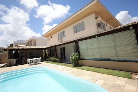 Casa de Condomínio com 4 Quartos à venda, 447m² no Candelária, Natal