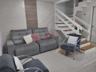Sobrado com 3 Quartos à venda, 100m² no Rio Branco, Canoas