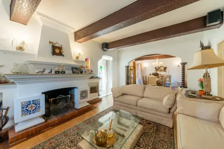 Casa com 3 Quartos para alugar, 500m² no Petrópolis, Porto Alegre