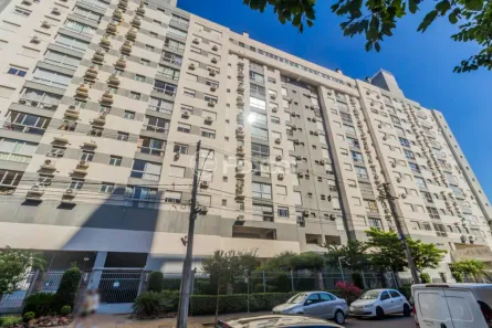 Apartamento com 2 Quartos à venda, 63m² no Passo da Areia, Porto Alegre