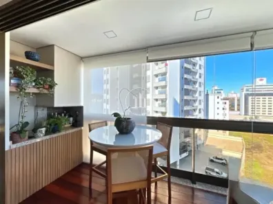 Apartamento com 3 Quartos à venda, 111m² no Estreito, Florianópolis