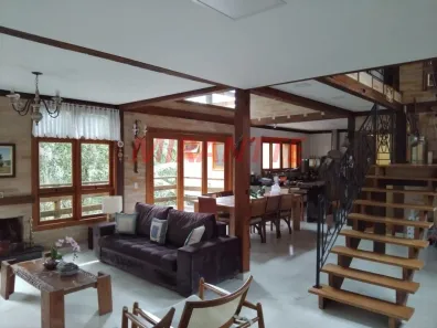 Sobrado com 3 Quartos à venda, 1400m² no Caraguatá, Mairiporã