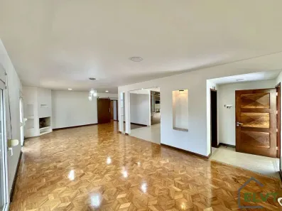 Casa com 8 Quartos para venda ou aluguel, 444m² no Granja Viana, Cotia