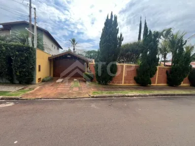 Casa com 3 Quartos para alugar, 250m² no Parque Santa Marta, São Carlos