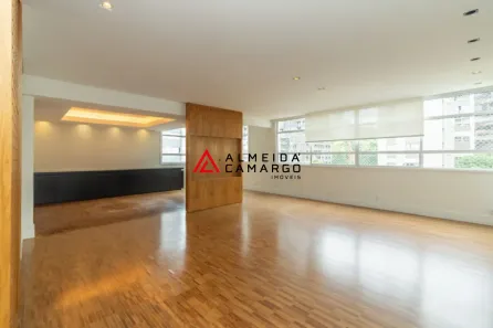 Apartamento com 3 Quartos à venda, 213m² no Cerqueira César, São Paulo