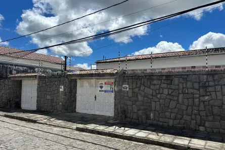 Casa com 5 Quartos à venda, 250m² no Conceição, Campina Grande