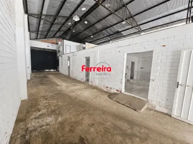 Galpão/Depósito/Armazém para alugar, 302m² no Anchieta, Porto Alegre