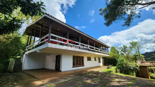 Casa com 5 Quartos à venda, 306m² no V Britânia, Campos do Jordão