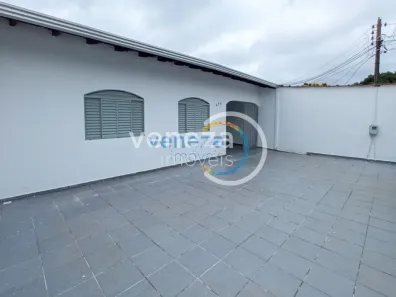 Casa com 4 Quartos à venda, 142m² no Conjunto Habitacional Maria Cecília Serrano de Oliveira, Londrina