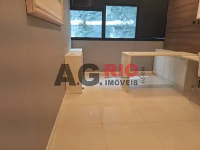 Sala Comercial à venda, 21m² no Pechincha, Rio de Janeiro
