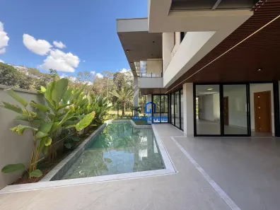 Casa de Condomínio com 4 Quartos à venda, 356m² no Jardins França, Goiânia