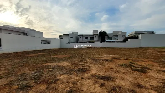 Lote/Terreno à venda, 383m² no Jardim Residencial Dona Lucilla, Indaiatuba