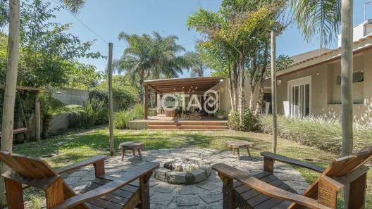 Casa com 3 Quartos à venda, 334m² no Atuba, Curitiba