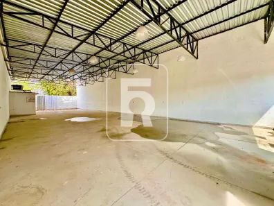 Galpão/Depósito/Armazém à venda, 270m² no Rochedo, Conselheiro Lafaiete