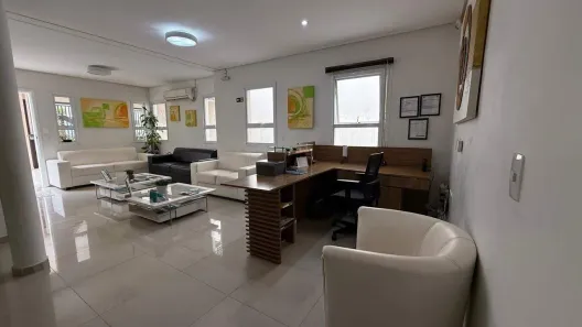 com 6 Quartos para alugar, 224m² no Vila Guarani, Jundiaí