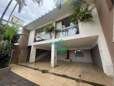 Casa com 3 Quartos à venda, 137m² no Vila Cristina, Carapicuíba