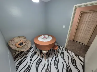 Apartamento com 1 Quarto para alugar, 28m² no Jardim Leopoldina, Porto Alegre