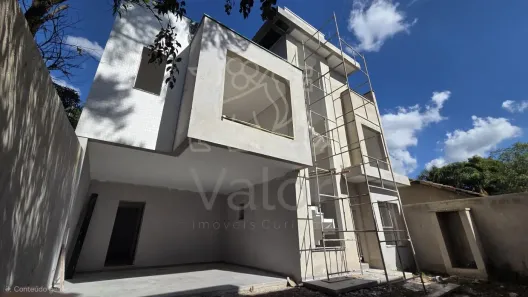 Sobrado com 3 Quartos à venda, 185m² no Mercês, Curitiba