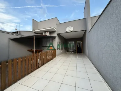 Casa com 3 Quartos para alugar, 110m² no Monte Belo, Londrina