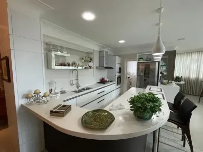 Apartamento com 3 Quartos à venda, 152m² no Centro, Balneário Camboriú
