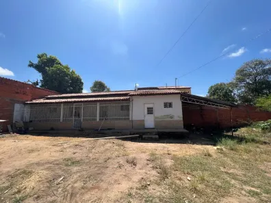 Casa com 2 Quartos para alugar, 85m² no Brasilar, Teresina