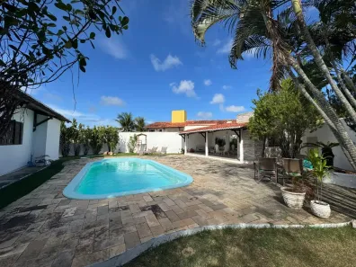 Casa com 5 Quartos à venda, 632m² no Candelária, Natal