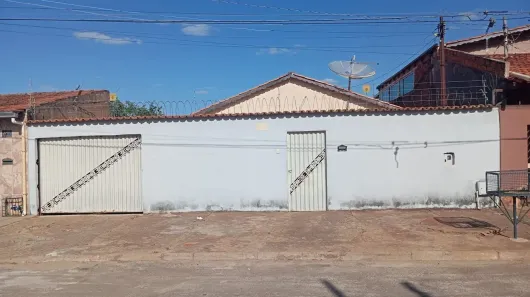 Casa com 4 Quartos à venda, 232m² no Vila Pedroso, Goiânia