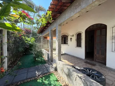 Casa com 3 Quartos à venda, 190m² no Jardim Camburi, Vitória