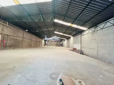Galpão/Depósito/Armazém para alugar, 1096m² no Arvoredo, Contagem
