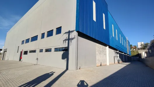 Galpão/Depósito/Armazém com 5 Quartos à venda, 4500m² no Jardim das Cerejeiras, Arujá