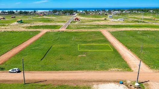 Lote/Terreno à venda, 275m² no Arroio Do Silva, Balneário Arroio do Silva